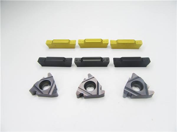 Indexable inserts